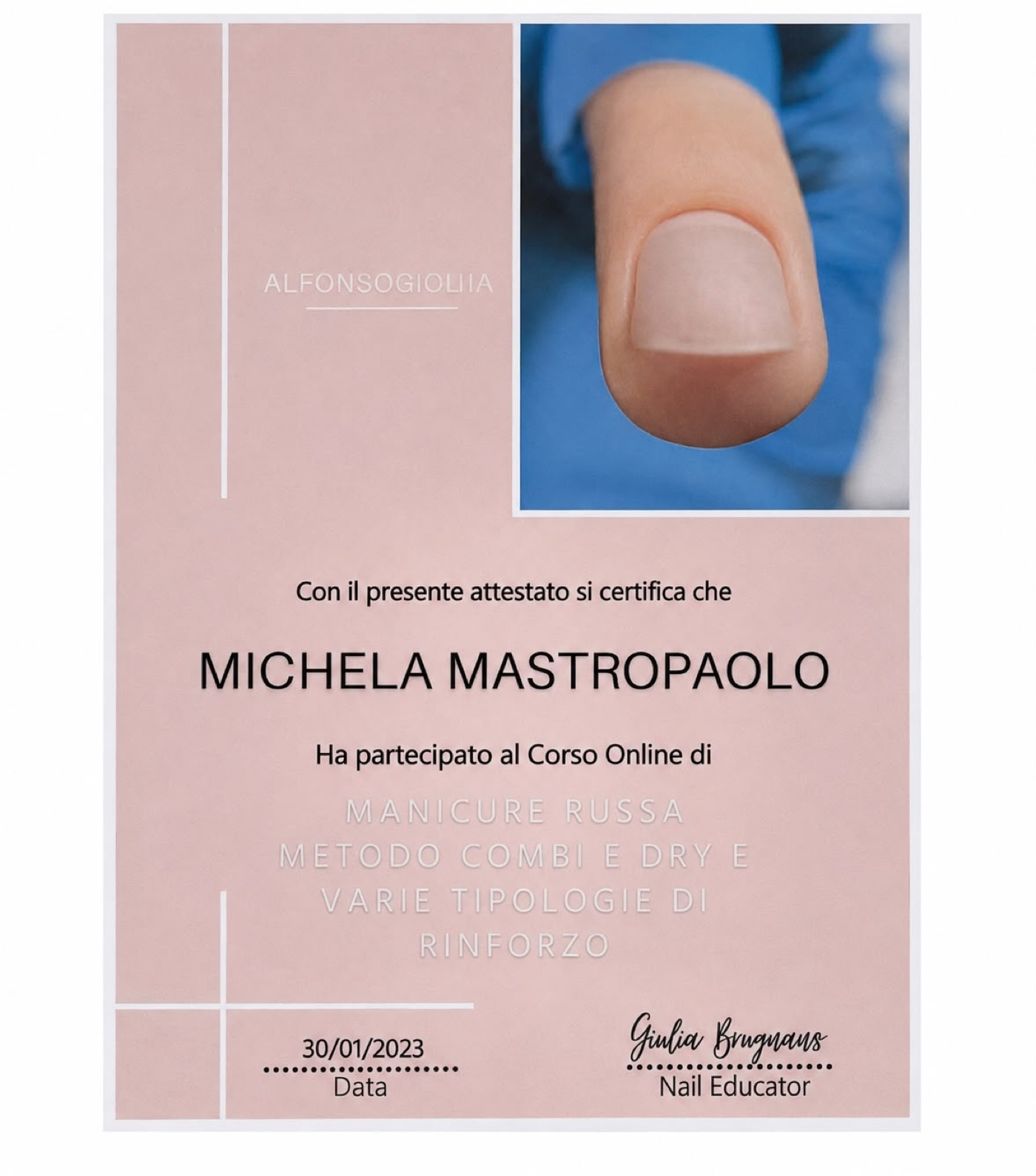 Attestato — Corso online di manicure russa, metodo combi e dry rilasciato a Michela Mastropaolo